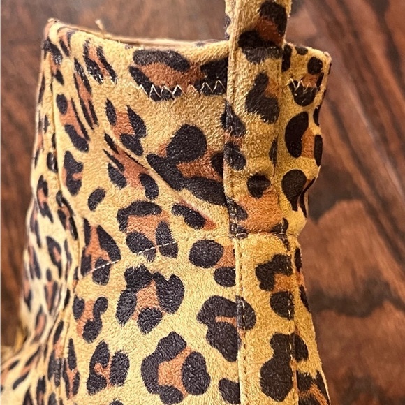 BC-Born in California-Vegan Leopard Print Ankle Boots - Size 7.5 - Picture 8 of 11